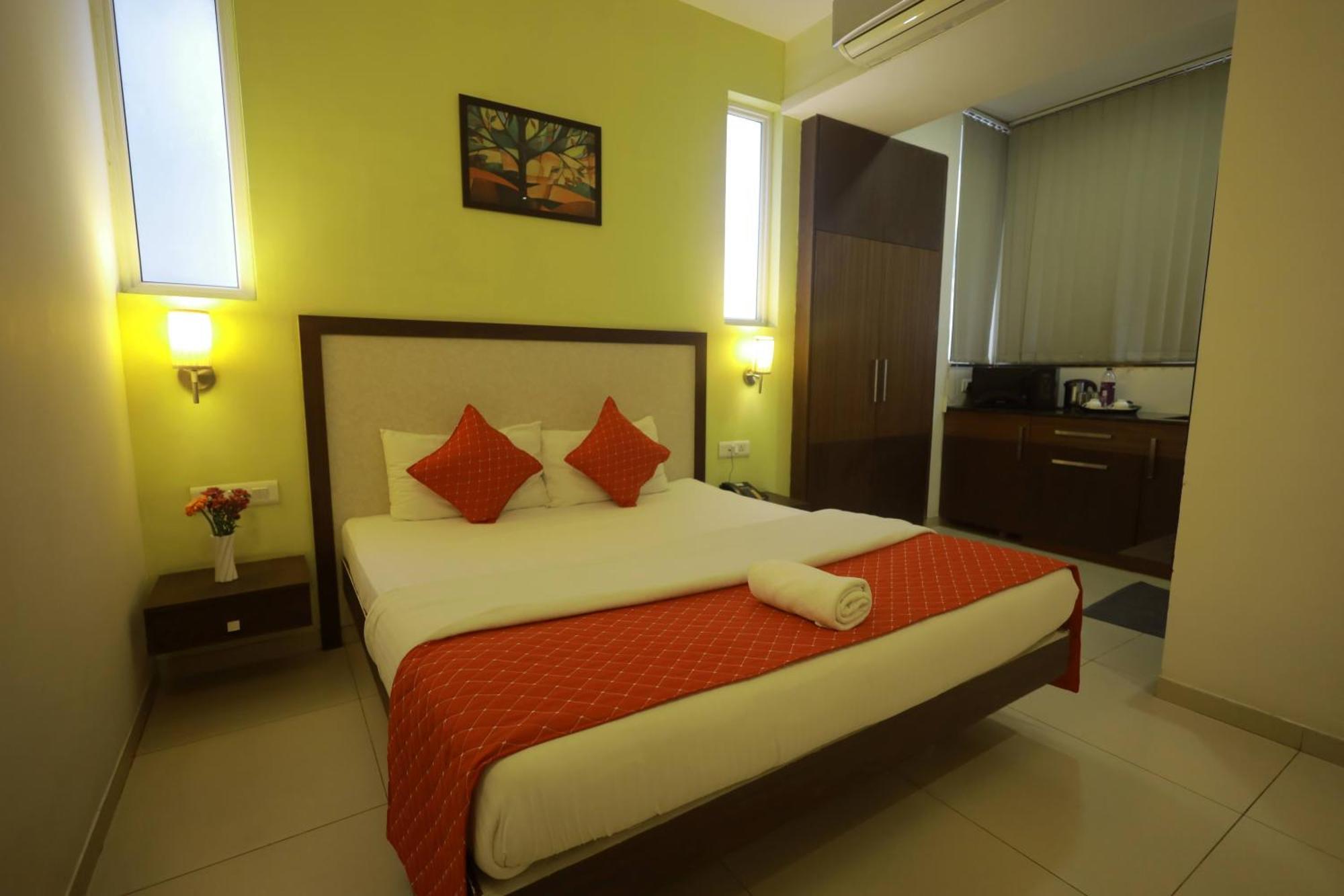 Ixora Suites Bangalore Dış mekan fotoğraf