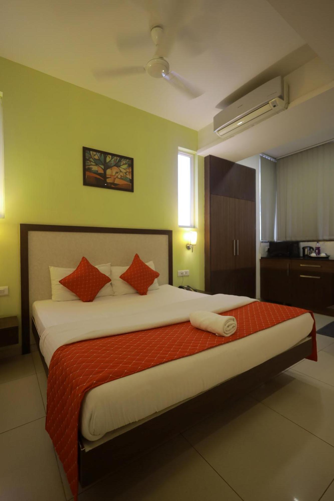 Ixora Suites Bangalore Dış mekan fotoğraf
