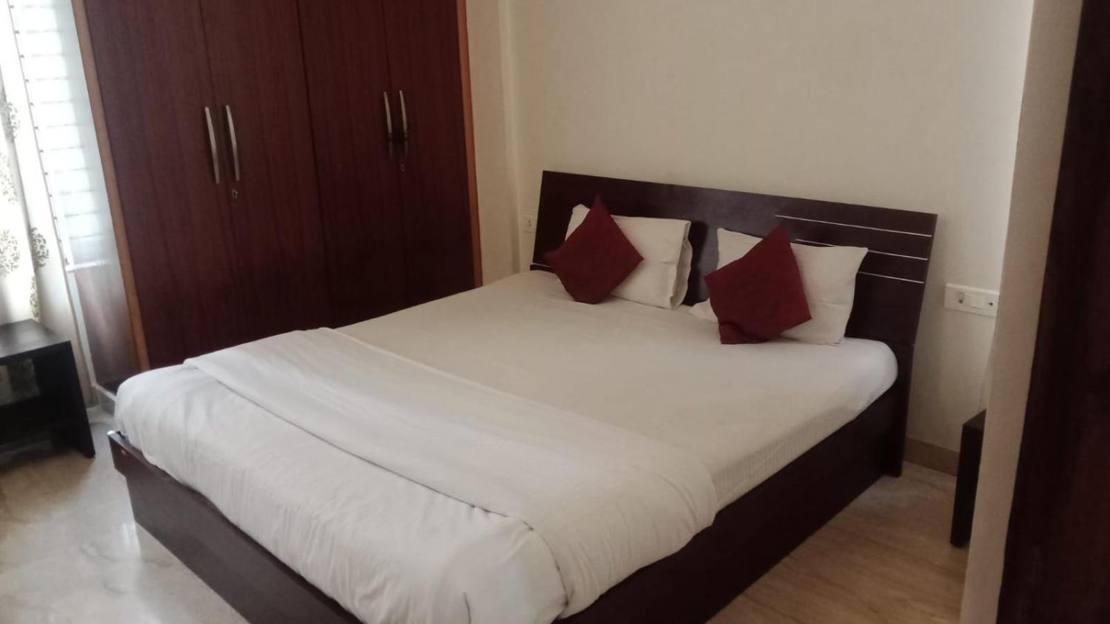 Ixora Suites Bangalore Dış mekan fotoğraf