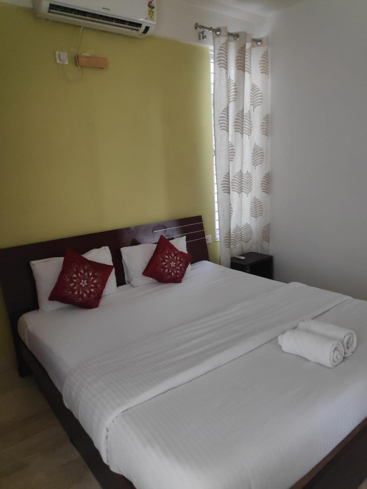 Ixora Suites Bangalore Dış mekan fotoğraf