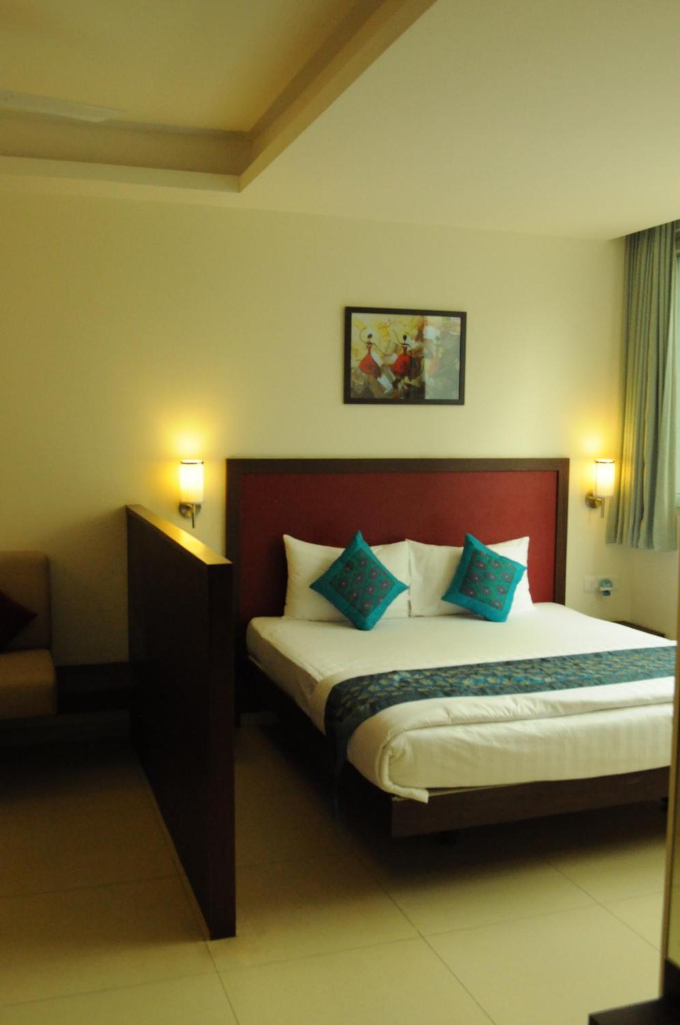 Ixora Suites Bangalore Dış mekan fotoğraf