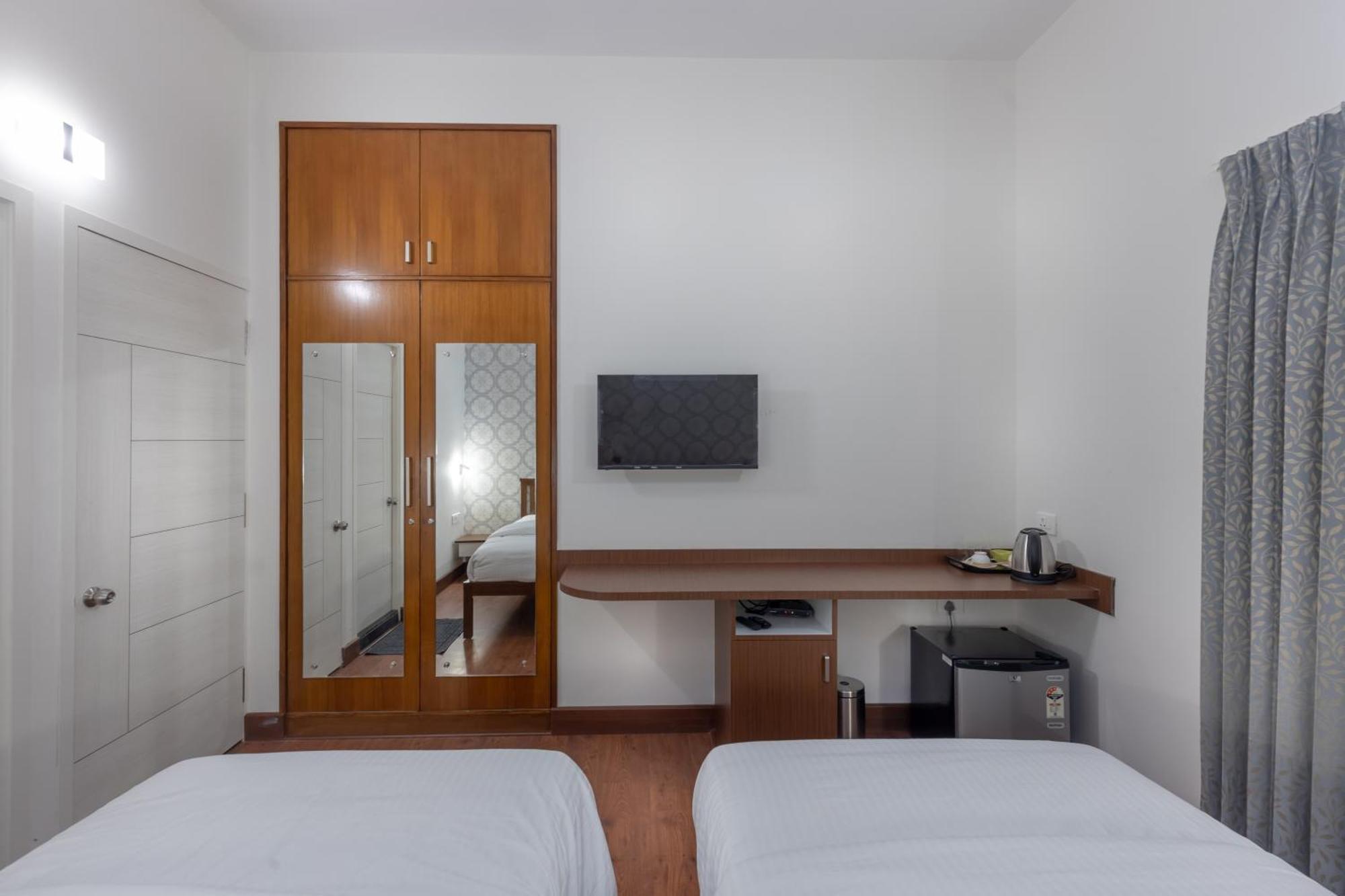 Ixora Suites Bangalore Dış mekan fotoğraf