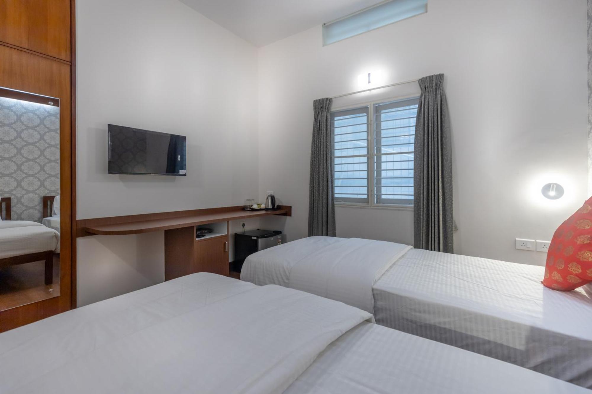 Ixora Suites Bangalore Dış mekan fotoğraf