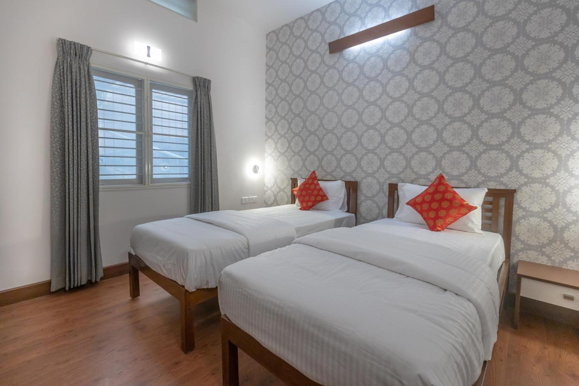Ixora Suites Bangalore Dış mekan fotoğraf
