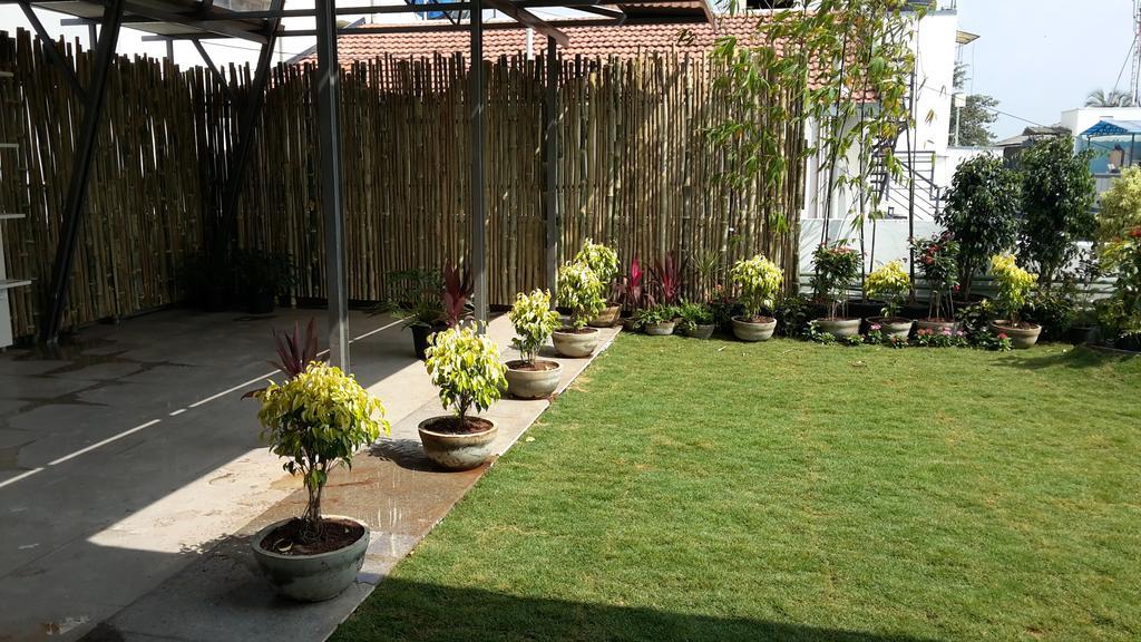 Ixora Suites Bangalore Dış mekan fotoğraf