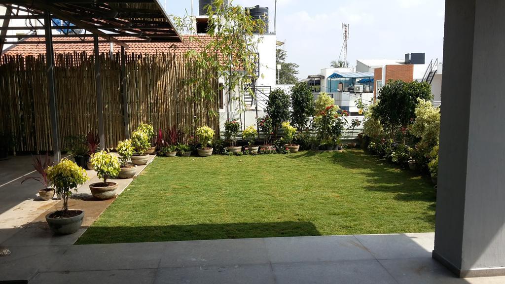 Ixora Suites Bangalore Dış mekan fotoğraf