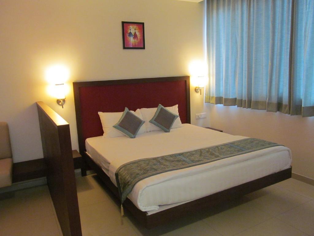 Ixora Suites Bangalore Dış mekan fotoğraf